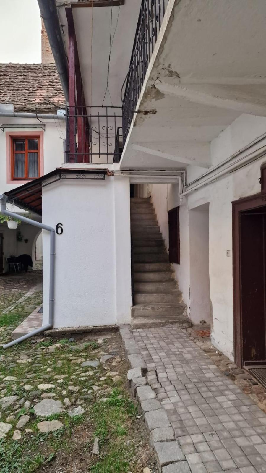 Apartament Lucretia - Centrul Sibiului エクステリア 写真